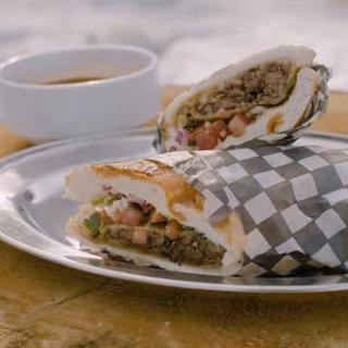 Baguette Birria à la plancha