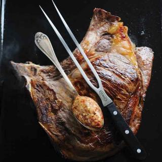 Côte de boeuf au beurre de tomates