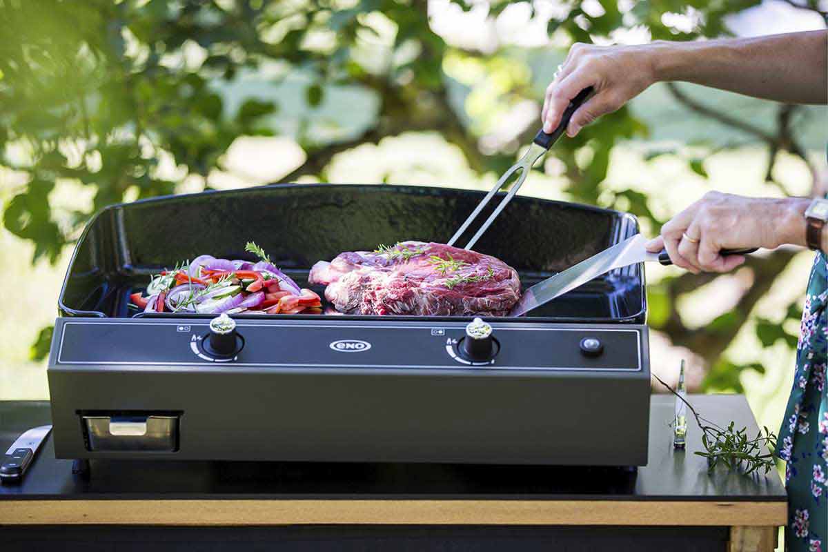 what is the best griddle material